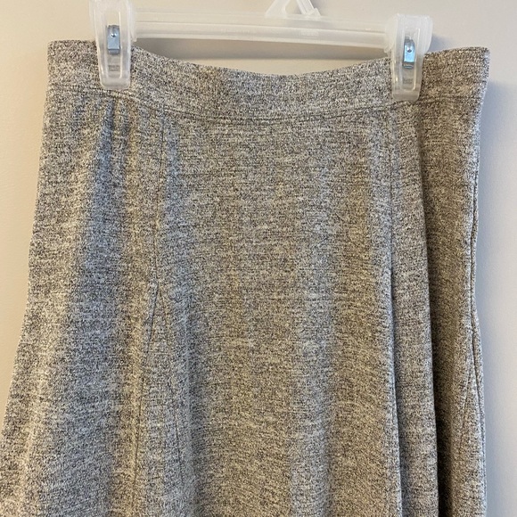 Gap | Softspun Metallic Midi Circle Skirt | Size Small - Picture 4 of 7